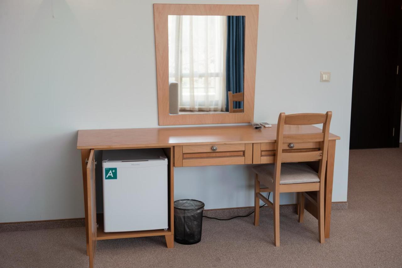 Hotel Chateau Des Bergers Targovishte  Luaran gambar