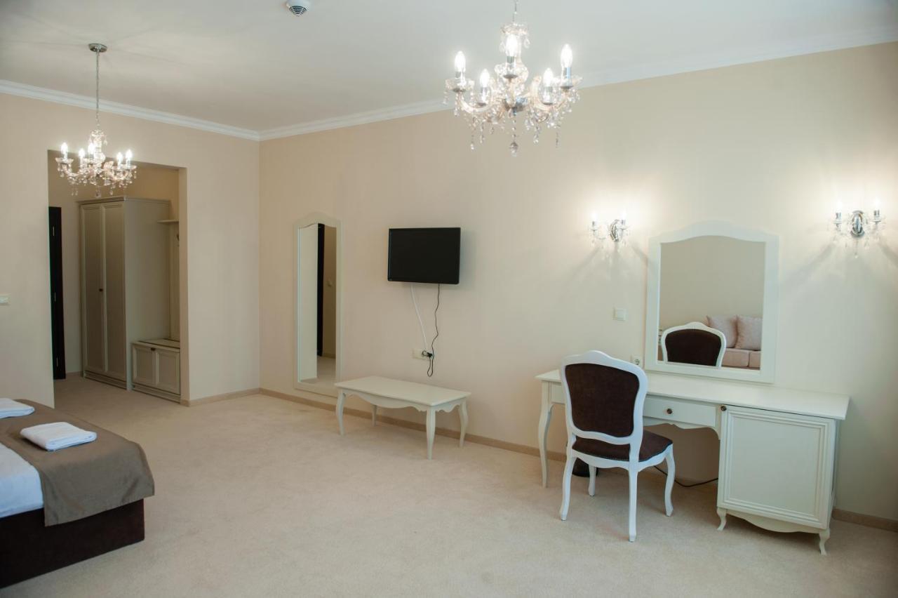 Hotel Chateau Des Bergers Targovishte  Luaran gambar